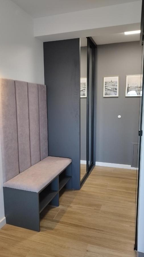 קרקוב Apartment Between מראה חיצוני תמונה