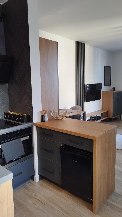 קרקוב Apartment Between מראה חיצוני תמונה